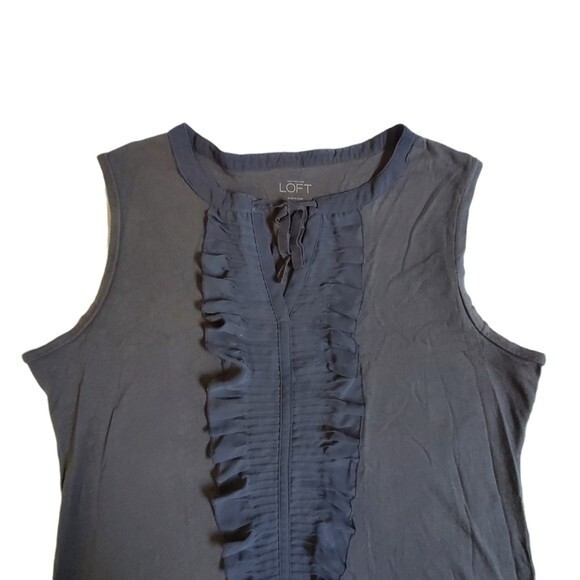 Ann Taylor LOFT gray v neck sleeveless top sz L - Picture 3 of 10